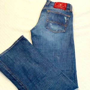 Distressed Lucky Brand Dungarees sz 2/26 flare Jean